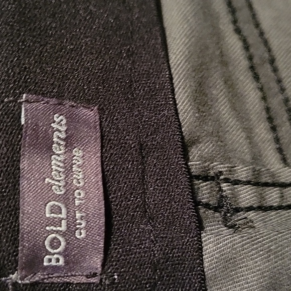 NWT: BOLD elements Cut to Curve Skinny Jeans - Picture 10 of 15